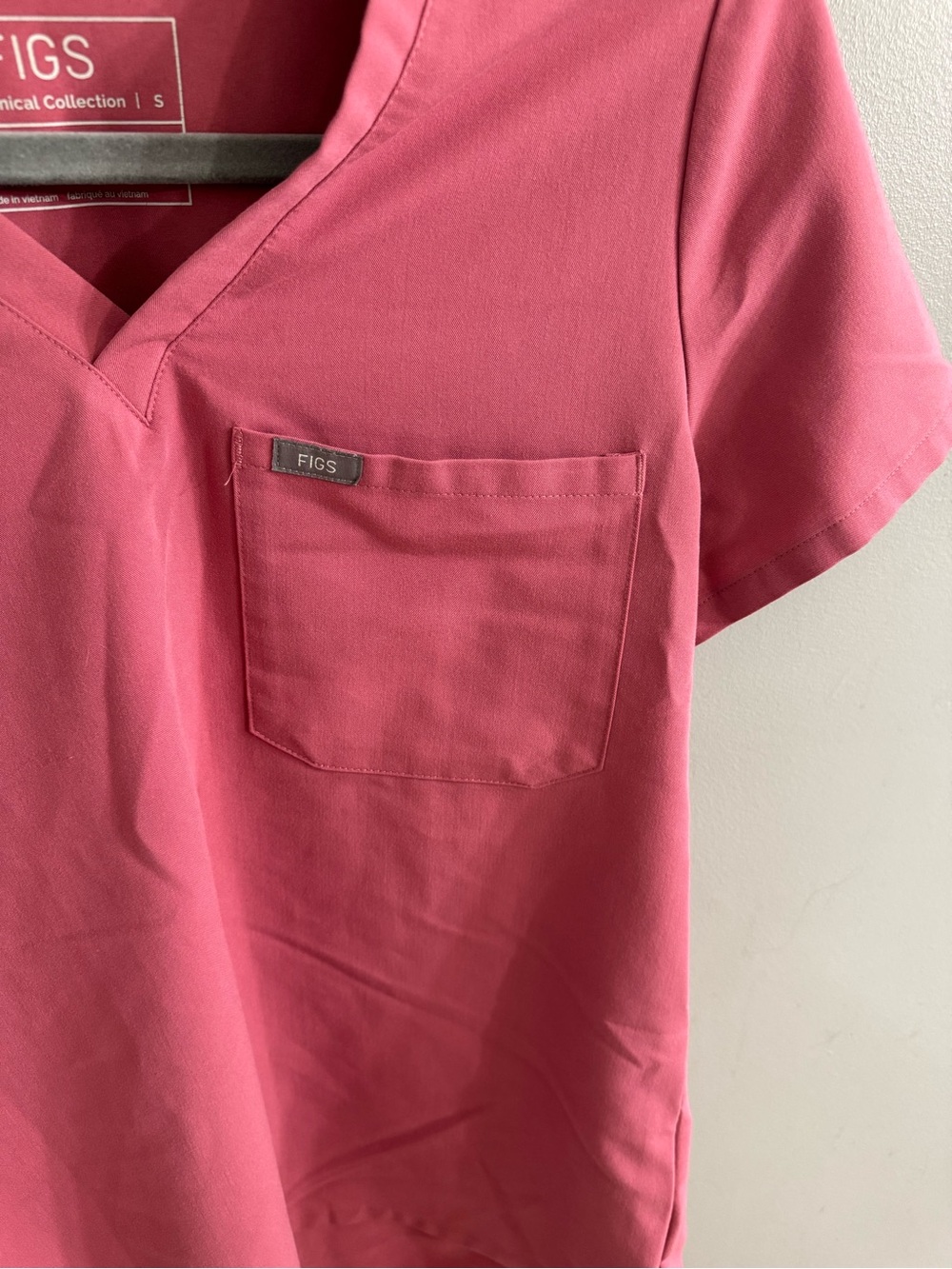 FIGS Rare Peace Out Breast Cancer Dusty Rose Zamora Jogger Set S - Picture 5 of 10
